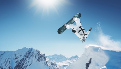 开云体育世界杯-哈兰德成为胜负手，巴萨末节带走荷兰，当北欧神话撞上加泰罗尼亚魔法