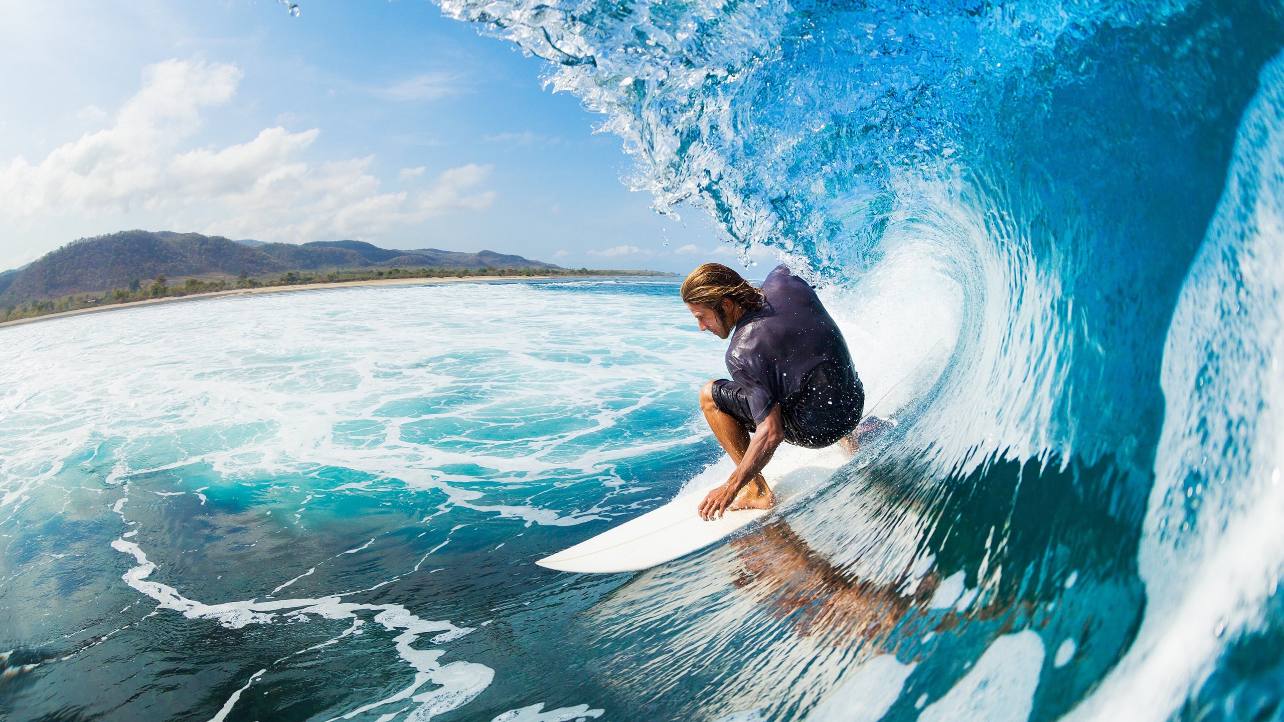基耶萨的刀锋，当F1街道赛的夜幕成为他的画布