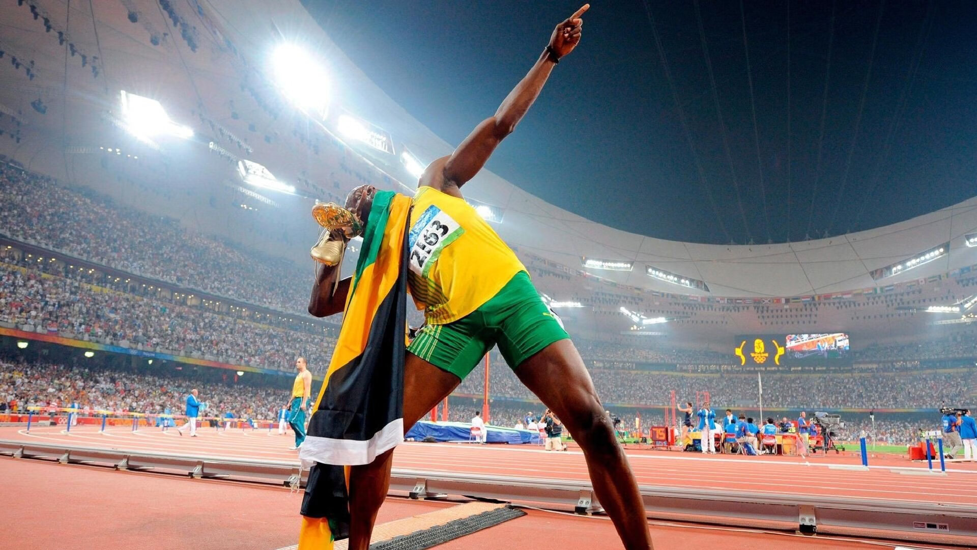 乔治攻防转换核心，凯尔特人战术压制广东队