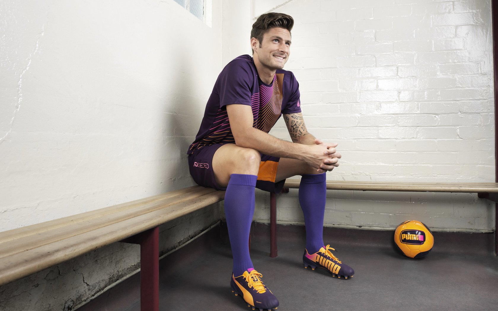 魔术正面击溃新疆队,当欧冠淘汰赛的战术闪电,劈开CBA的固有长城